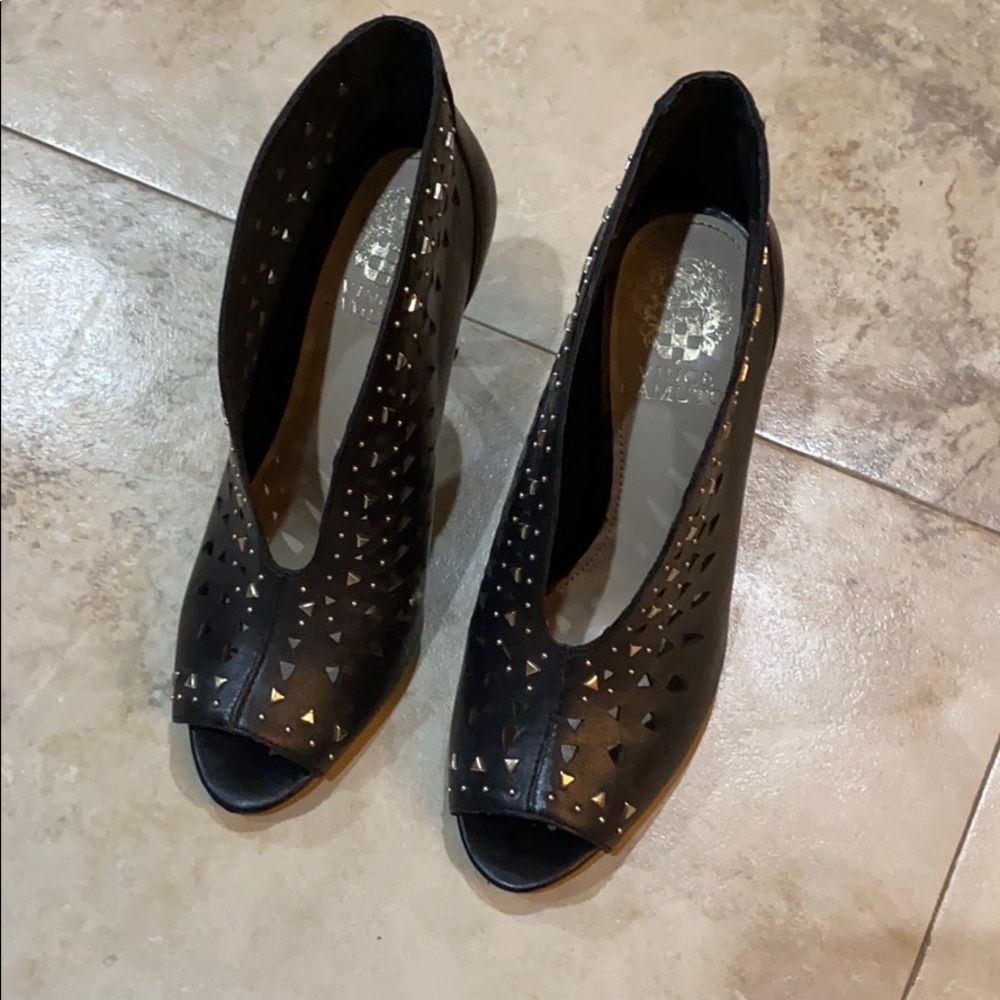vince camuto heels
